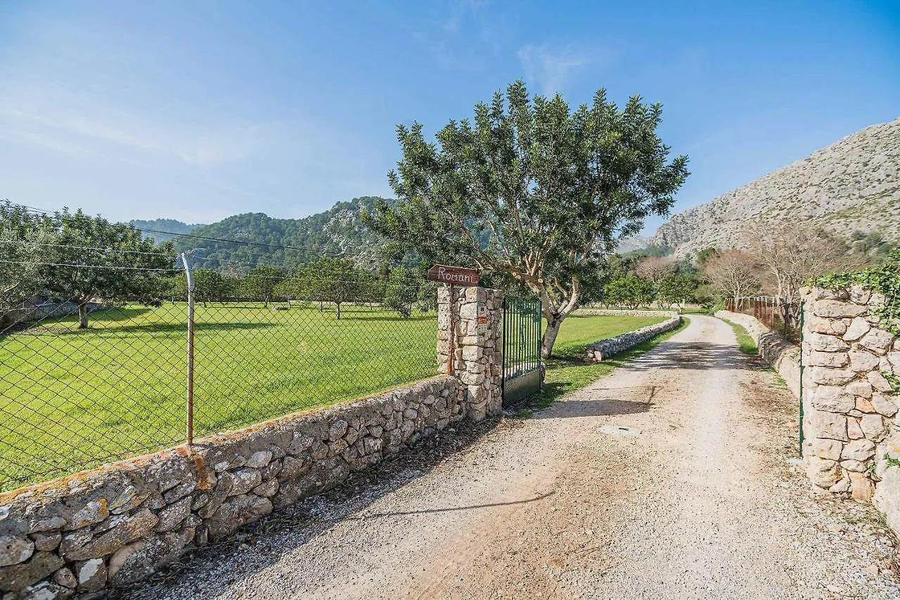 Can Romani Pollenca Villa